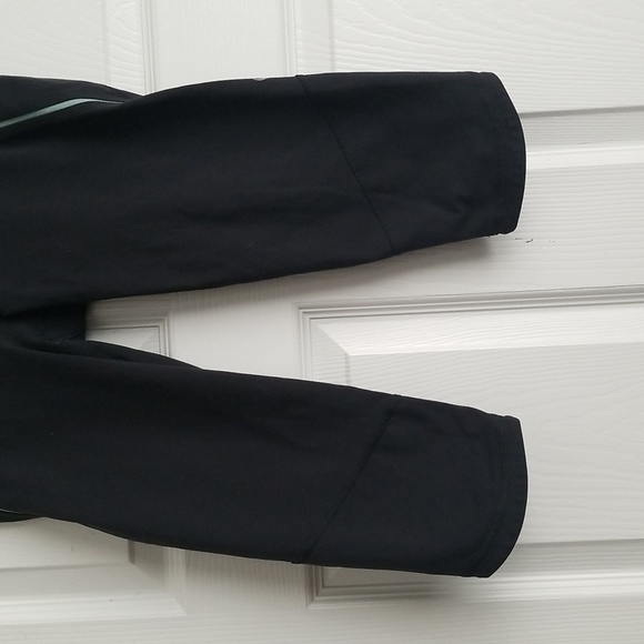 Lululemon Run Inspire Cropped Leggings - Picture 2 of 14